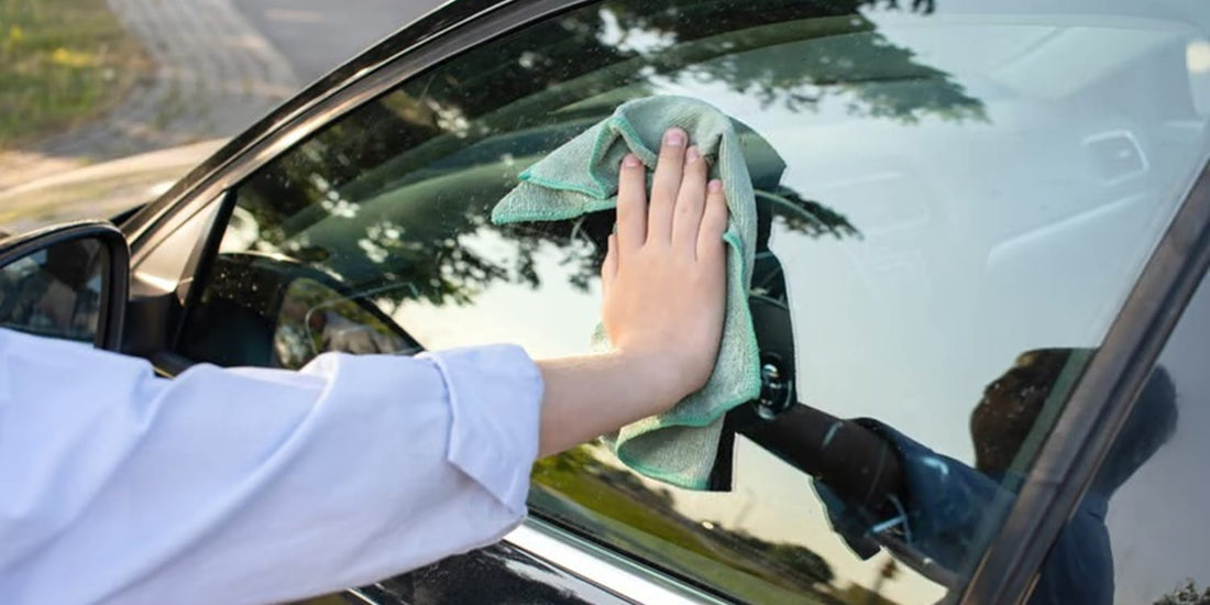 5 Ways to Make Your Car Window Cleaner Last Longer: Tips for Efficient Use