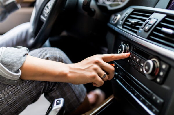 How to Properly Use Car Air Fresheners for Maximum Effect