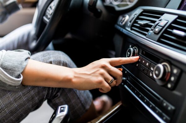 How to Properly Use Car Air Fresheners for Maximum Effect