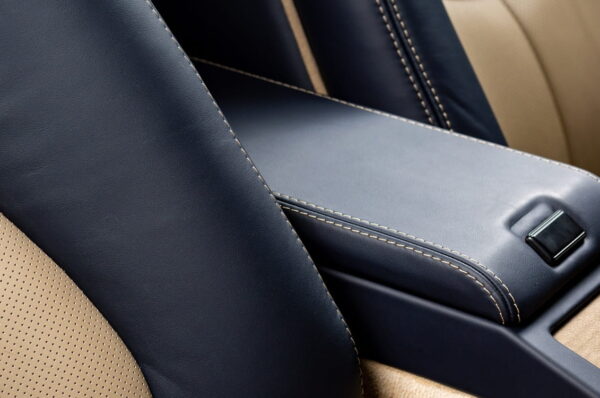Plastic Seat Covers – Disposable Car Seat Protectors for Hygiene, Protection & Convenience